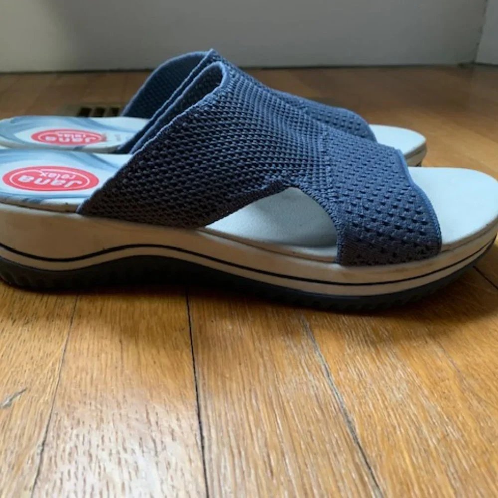 Sandals - Picture 2 of 4